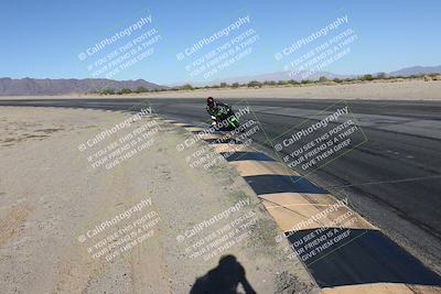 media/Dec-01-2025-Moto Forza (Mon) [[2daa91e15f]]/2-Intermediate Group/Session 4 (Turn 10 Inside)/